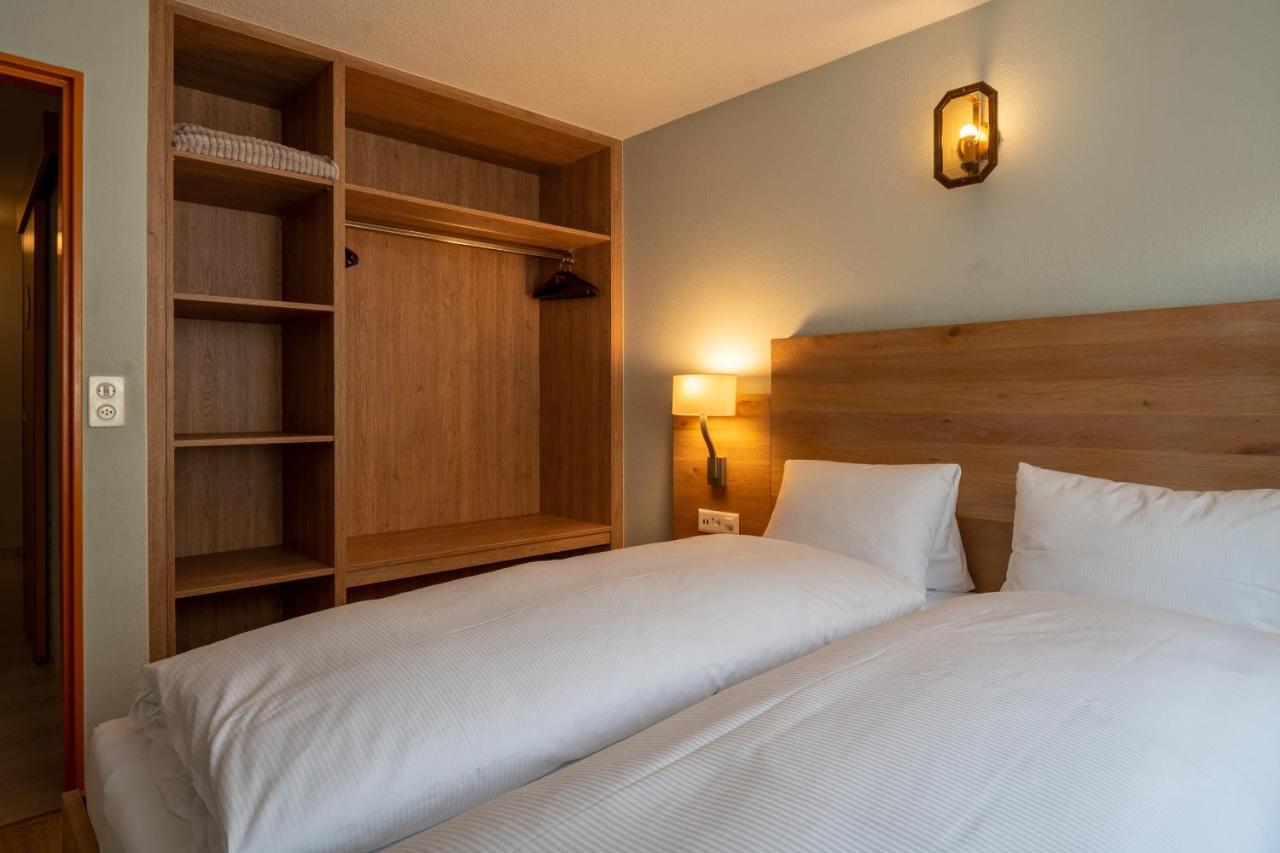 Dala Hotel & Apartments ลอยเคอร์บัด ภายนอก รูปภาพ
