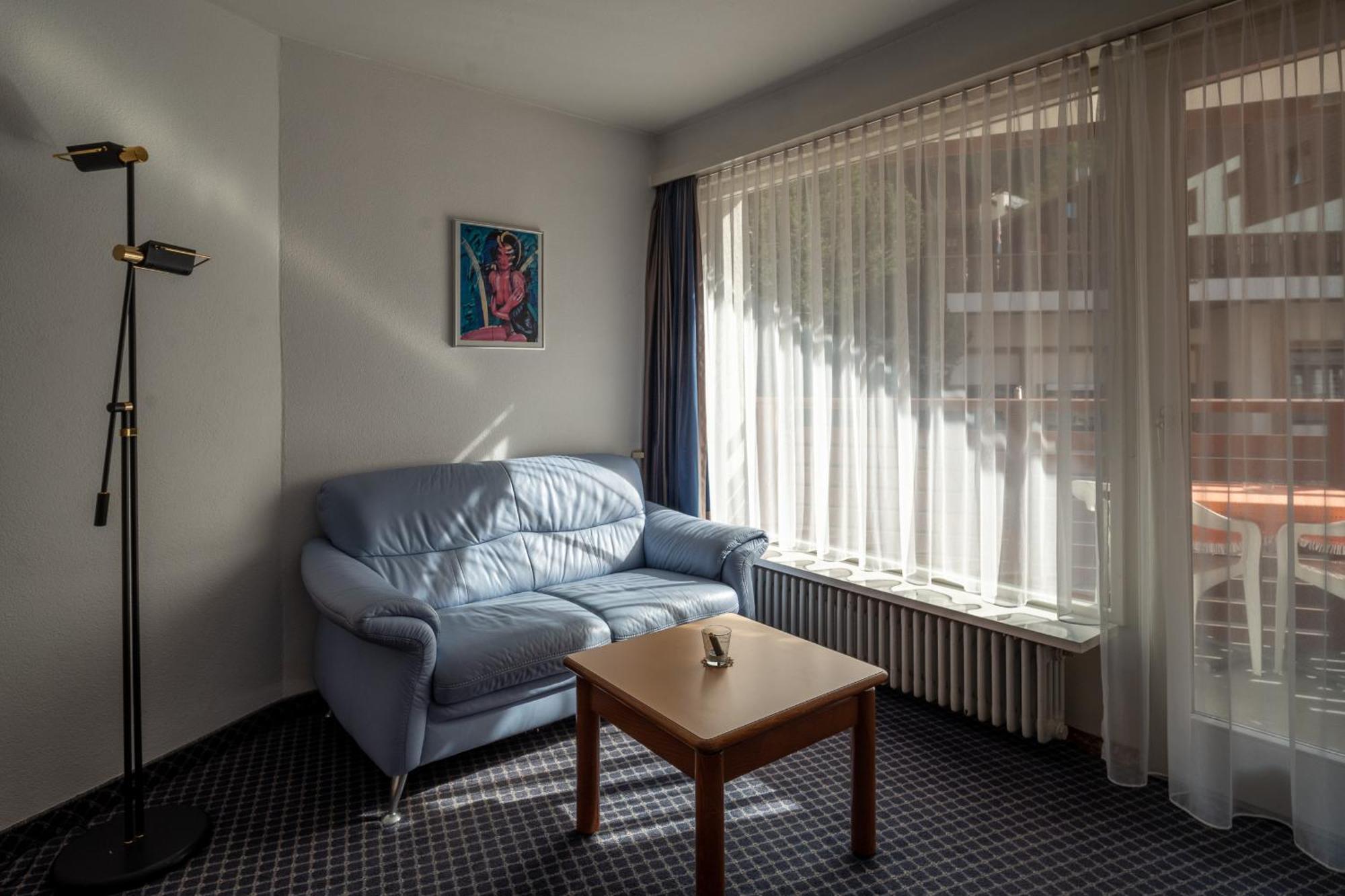Dala Hotel & Apartments ลอยเคอร์บัด ภายนอก รูปภาพ