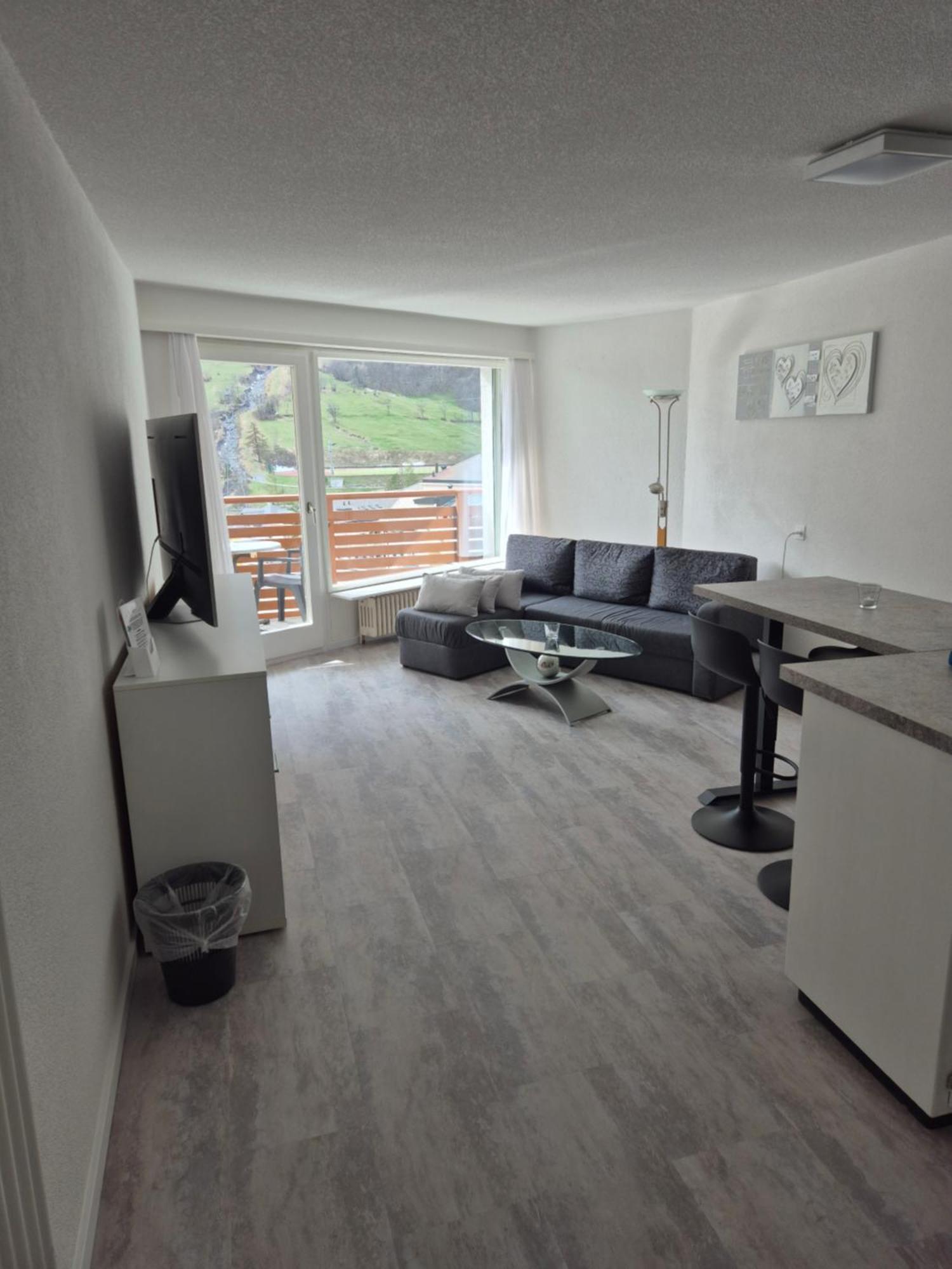 Dala Hotel & Apartments ลอยเคอร์บัด ภายนอก รูปภาพ