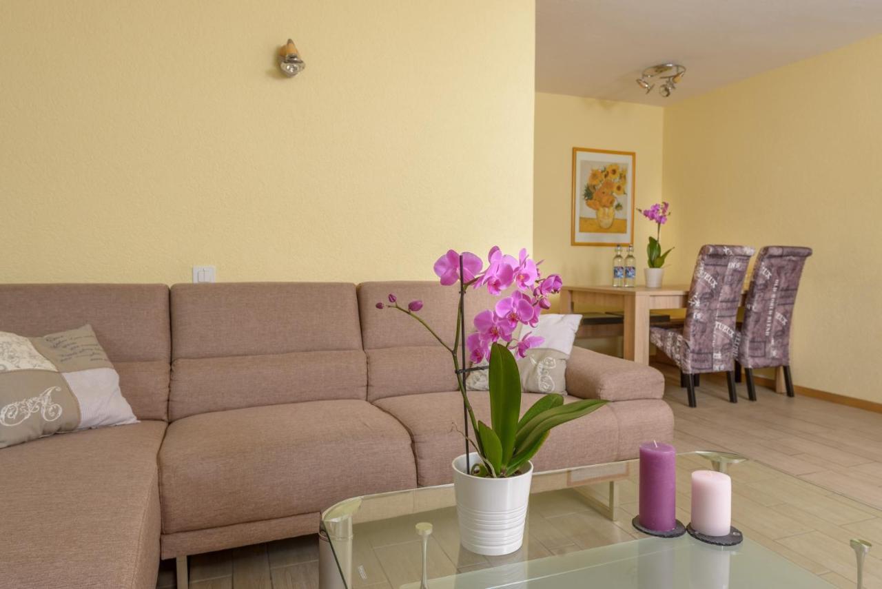 Dala Hotel & Apartments ลอยเคอร์บัด ภายนอก รูปภาพ