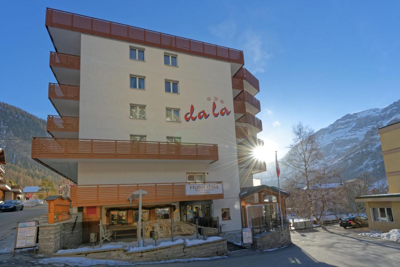 Dala Hotel & Apartments ลอยเคอร์บัด ภายนอก รูปภาพ
